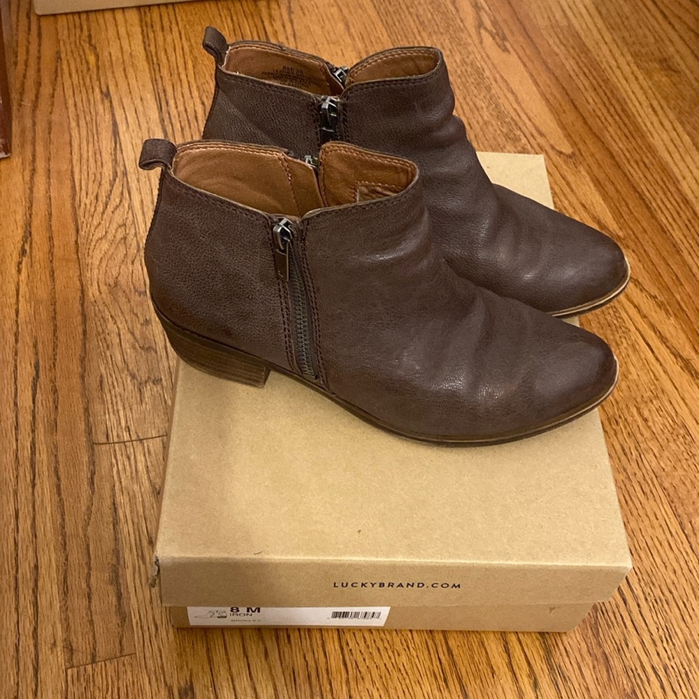 Lucky Brand brown booties size 8